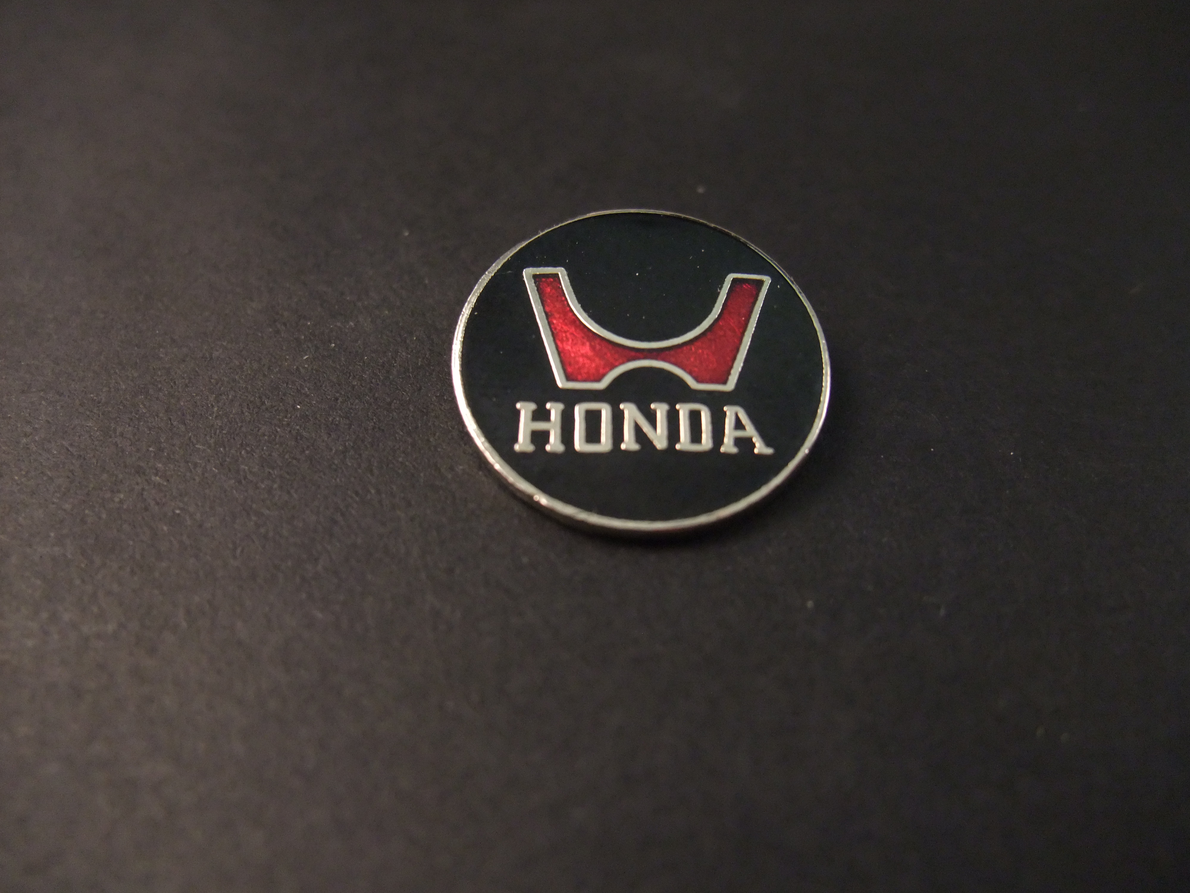Honda auto logo rond model